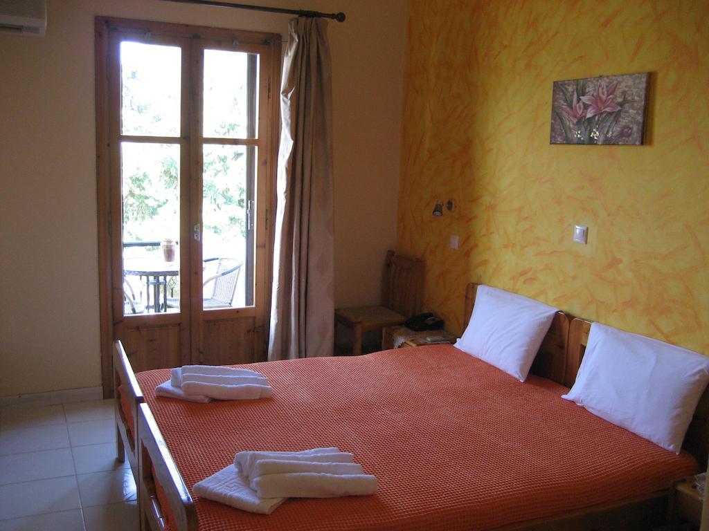 Thalia Hotel Palekastro Zimmer foto
