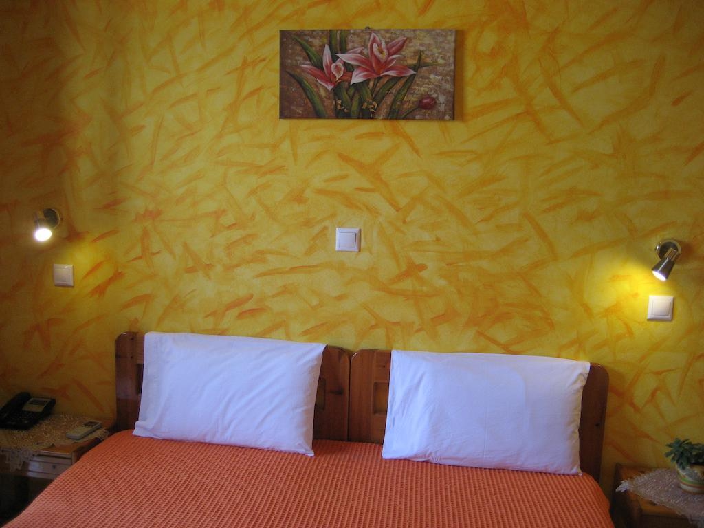 Thalia Hotel Palekastro Zimmer foto