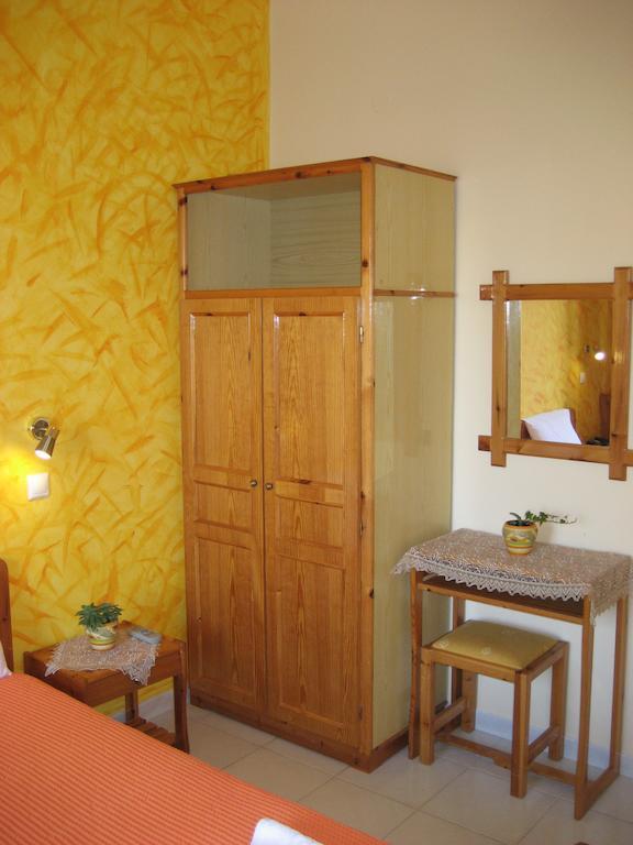 Thalia Hotel Palekastro Zimmer foto